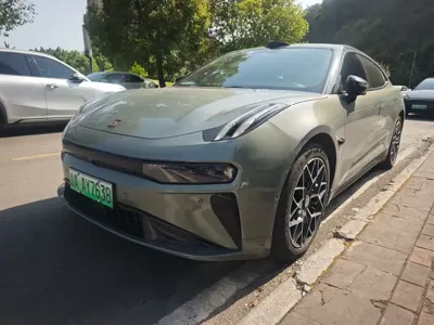 Zeekr 001