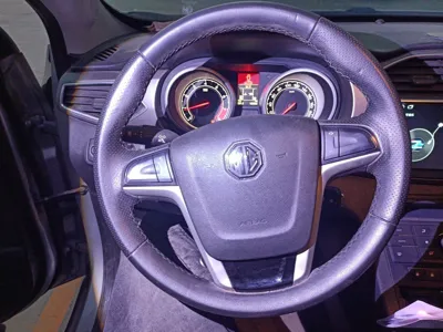 MG GS