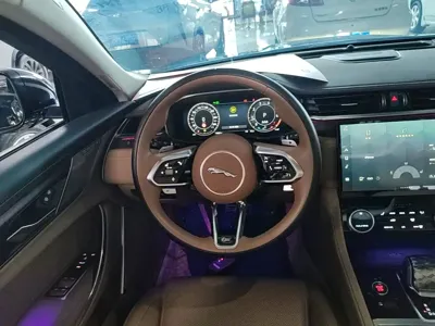 Jaguar XFL