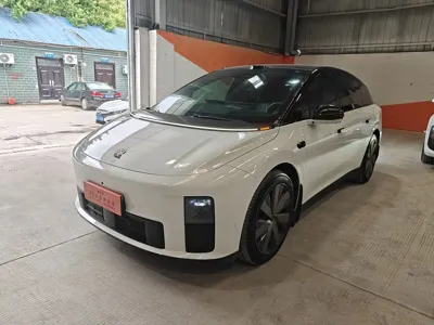 Li Auto 理想i6