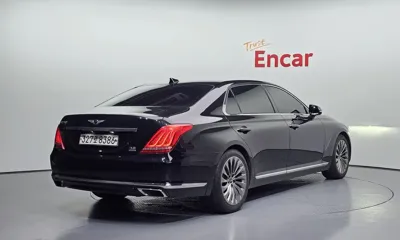 Genesis EQ900