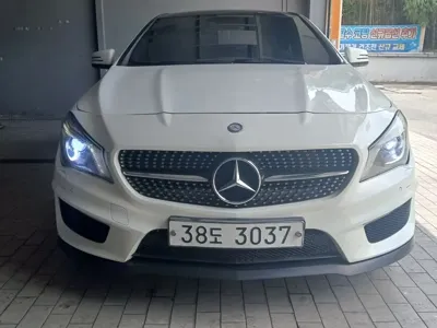 Mercedes-Benz CLA-Class