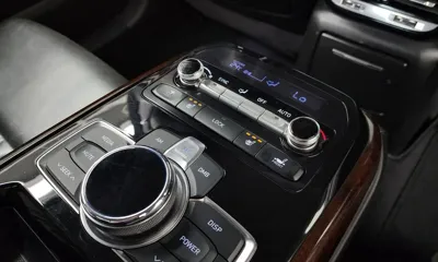 Genesis EQ900