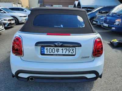 MINI Cooper Convertible