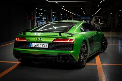 Audi R8