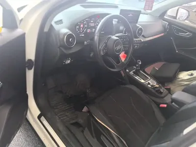Audi Q2L e-tron