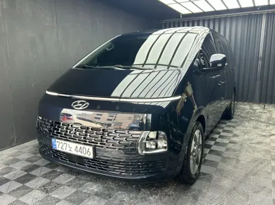 Hyundai Staria