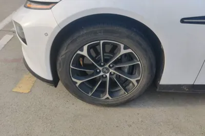 Xpeng P7