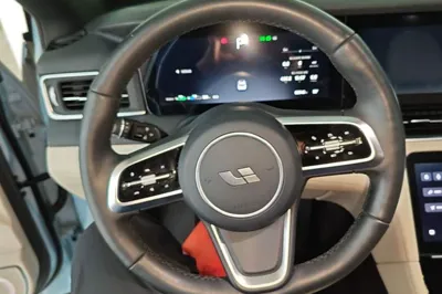 Li Auto ONE
