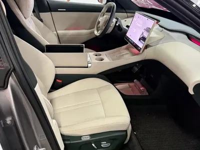 Xiaomi 小米YU7