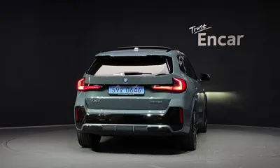 BMW iX1