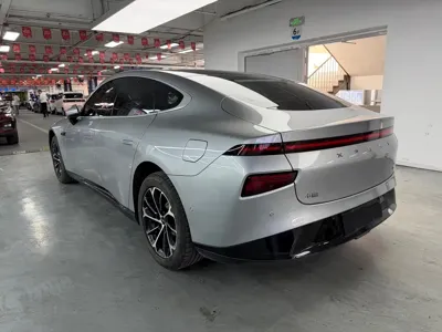 Xpeng P7