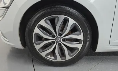 Renault-KoreaSamsung SM6