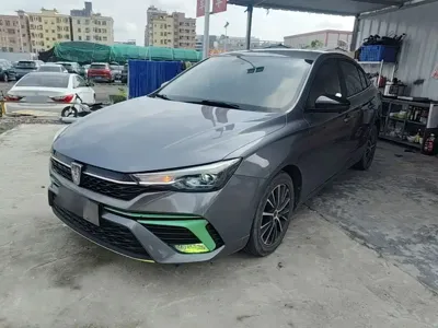 Roewe i5
