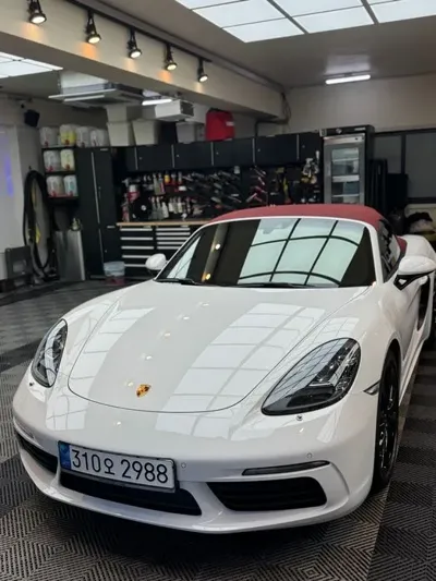 Porsche 718