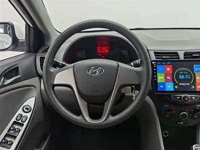 Hyundai Verna