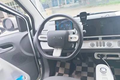 CHANGAN NEVO Lumin