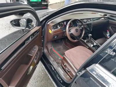 Volkswagen Phideon