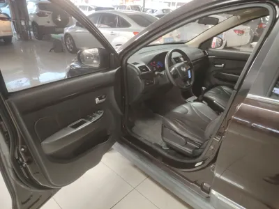 Dongfeng Fengon 370