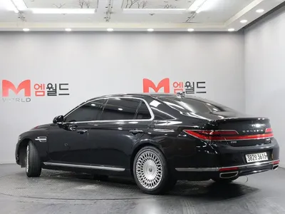 Genesis G90