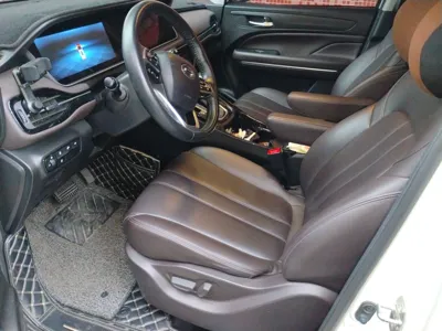 GAC Trumpchi M6