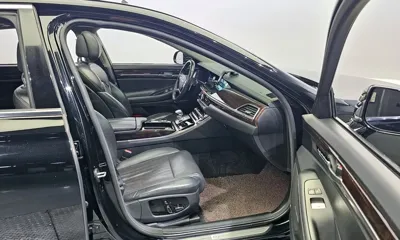 Genesis EQ900