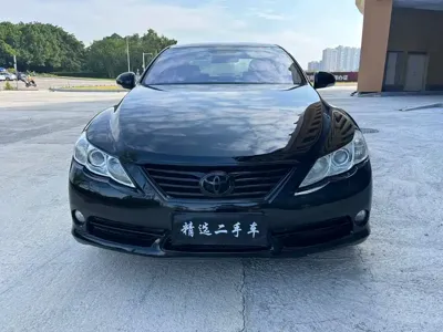 Toyota Reiz