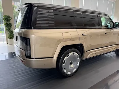 Yangwang 仰望U8 L
