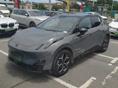 Lynk & Co Z20