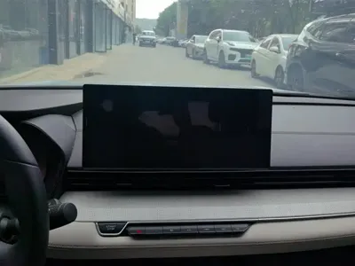 Geely L HiP