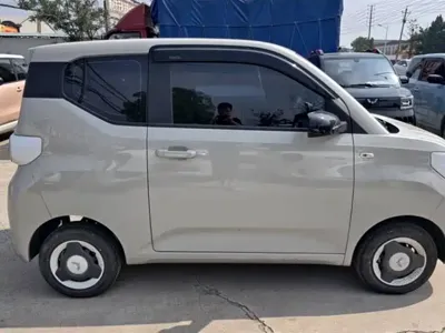 Wuling MINIEV