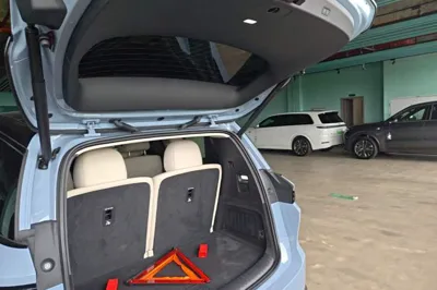Li Auto Li Auto i8