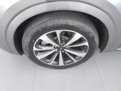Li Auto ONE