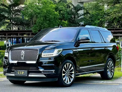 Lincoln Navigator