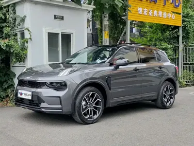 Lynk & Co 01