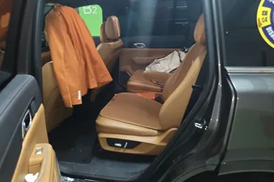 Li Auto ONE