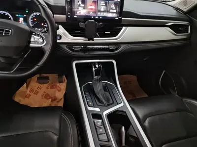 Geely Vision X6