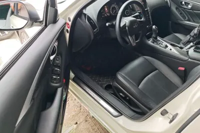 Infiniti Q50L