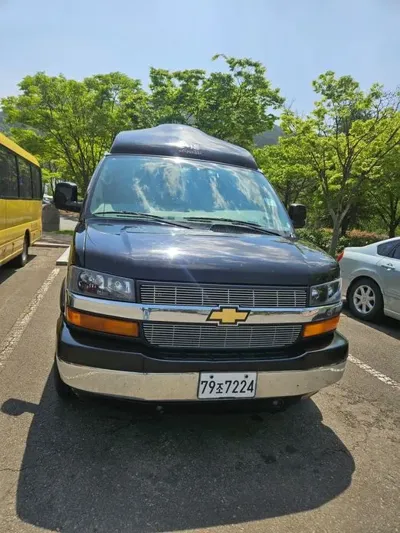 Chevrolet Express Van