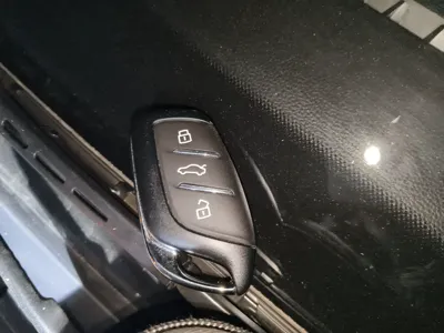Roewe i5