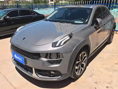 Lynk & Co 02