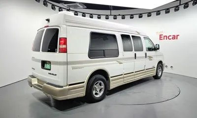 Chevrolet Express Van
