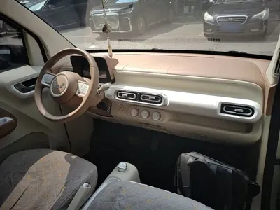 Wuling MINIEV
