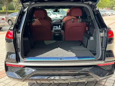 Audi Q6