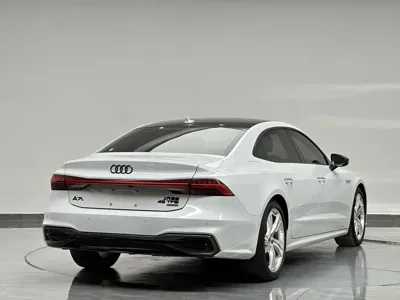 Audi A7L