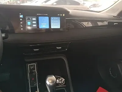 Roewe i5
