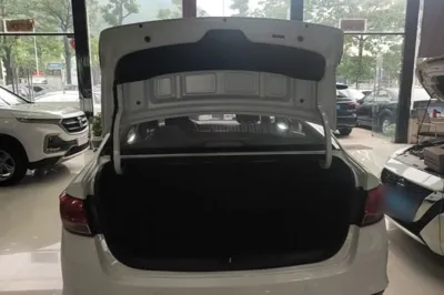 Kia K2