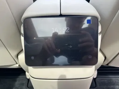 Nio ES8