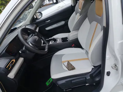 Dongfeng Aeolus E70