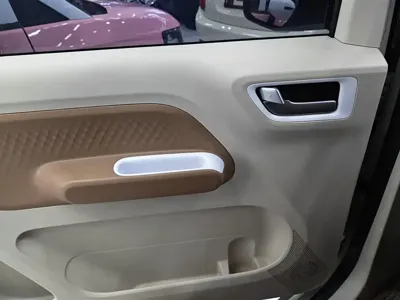 Wuling MINIEV